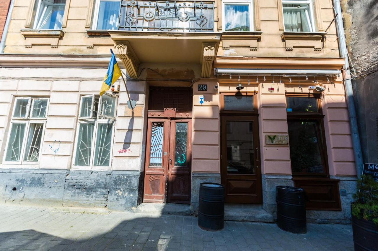 Квартира На Вулиці Федорова 29 Біля Площі Ринок Підвальна Lviv Exterior foto
