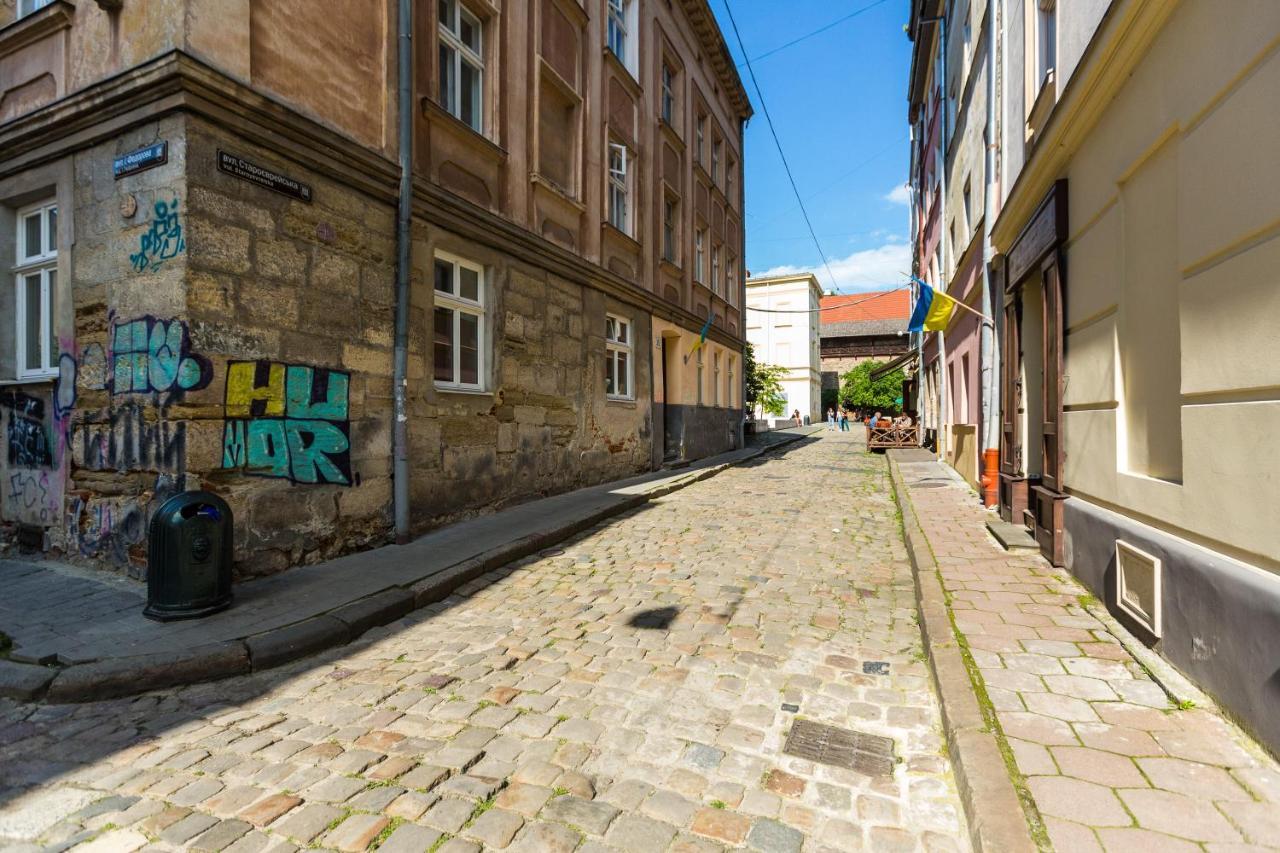 Квартира На Вулиці Федорова 29 Біля Площі Ринок Підвальна Lviv Exterior foto