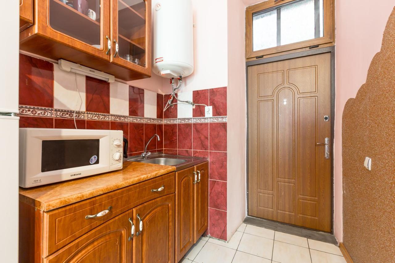 Квартира На Вулиці Федорова 29 Біля Площі Ринок Підвальна Lviv Exterior foto